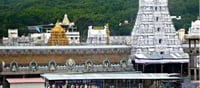 తిరుమలలో భక్తుల రద్దీ తగ్గింది.. అసలు కారణాలేంటి?